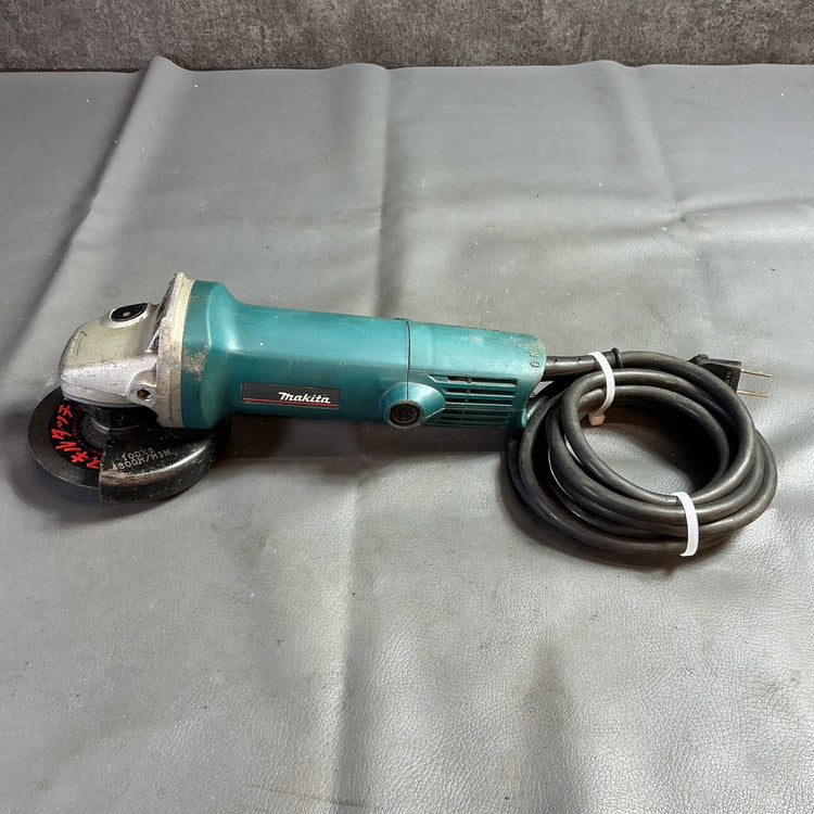 【中古】マキタ 9520B 100㎜ディスクグラインダー  【越谷店】