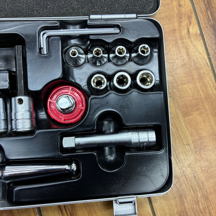 ◆KTC(京都機械工具) ソケットレンチセット TBT319TX 【蓮田店】