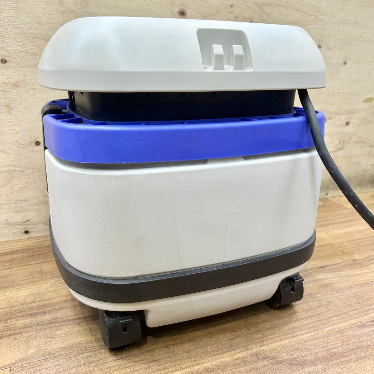 良品 ハイコーキ (HIKOKI ※旧:日立工機) 集じん機 FRP80SB 乾湿両用 【船橋馬込店】