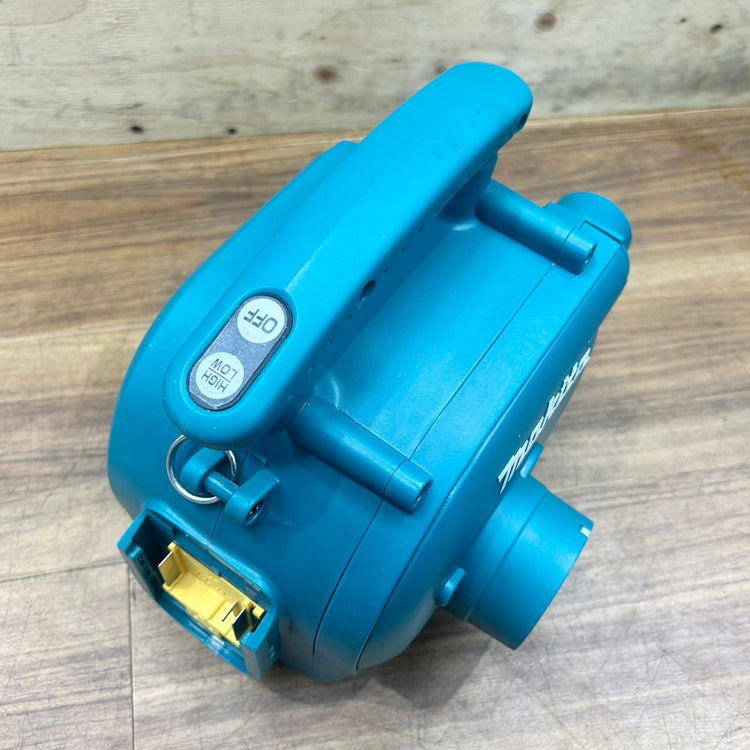 良品 マキタ (makita) 14.4V コードレス集じん機 乾式 VC340DZ 【船橋馬込店】