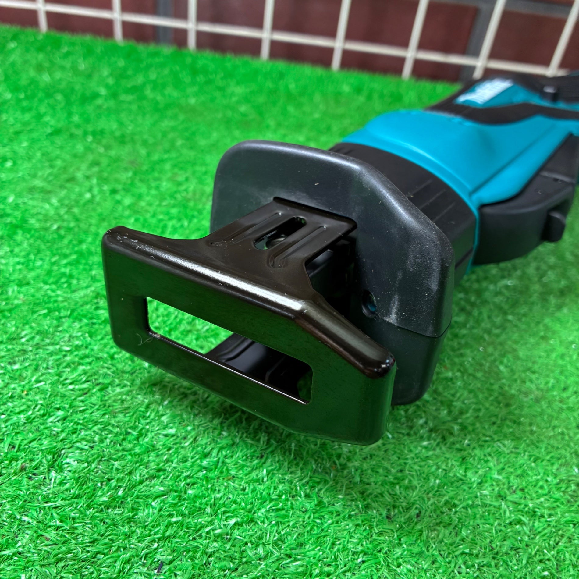 マキタ(makita) 10.8Vコードレスレシプロソー JR101DZ 【市川行徳店】