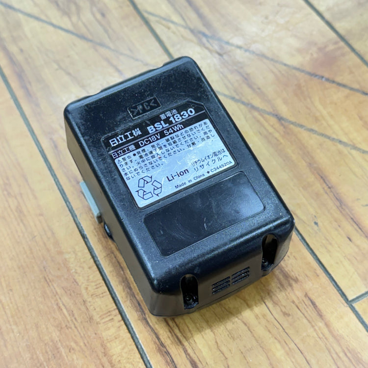 使用充電確認済み リチウムイオンバッテリー 18V/3.0Ah BSL1830 【リライズ蓮田店】