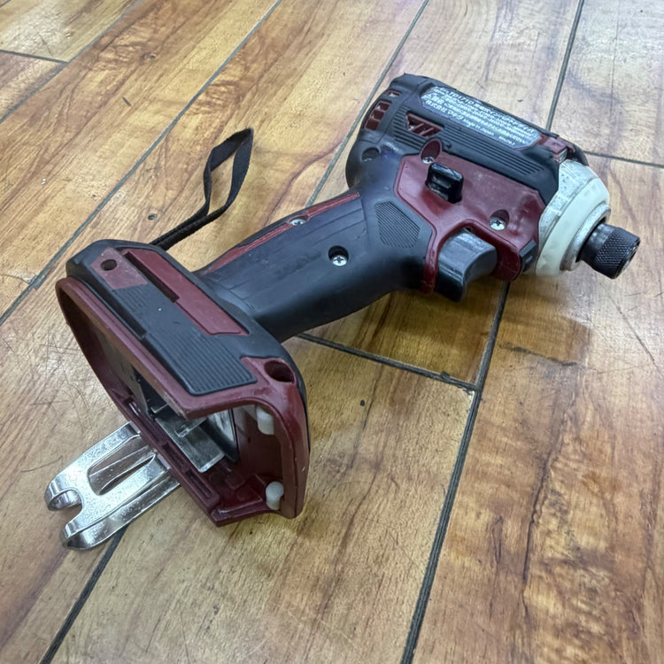 動作良好 18V コードレスインパクトドライバー TD171DZAR 【リライズ蓮田店】