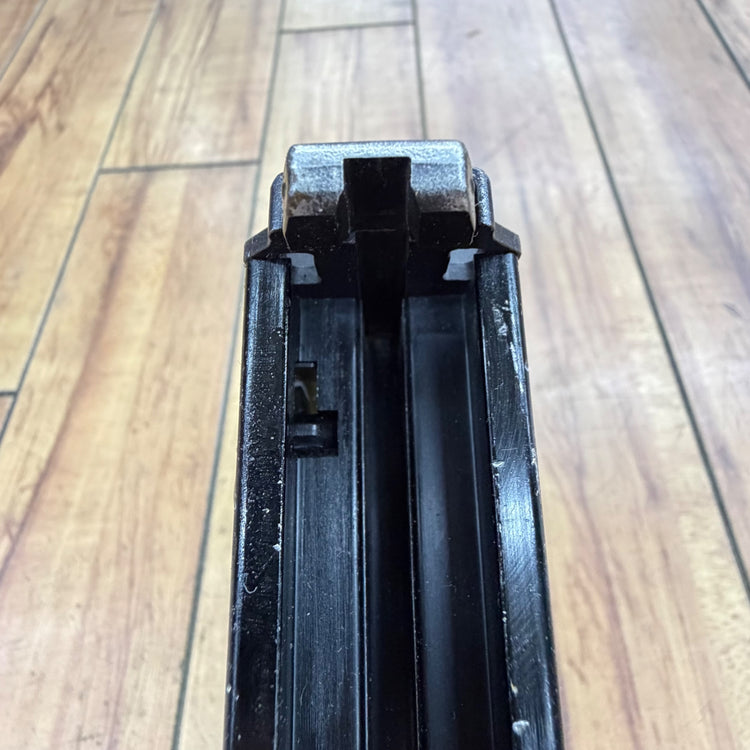 打ち込み動作良好 4mm 高圧エアタッカ N2504HMB 【リライズ蓮田店】