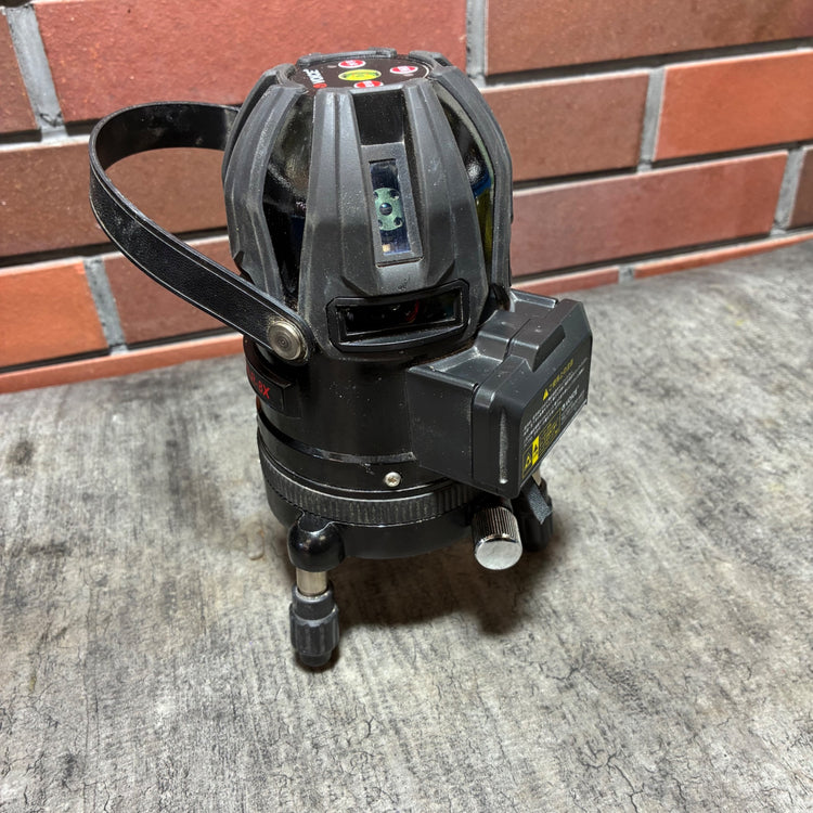VLR-8X レーザー墨出し器　フルライン 【市川行徳店】