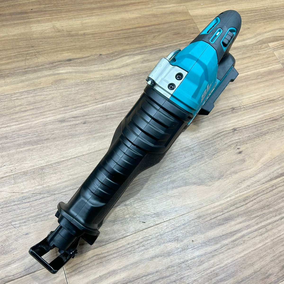 良品 マキタ (makita) コードレスレシプロソー JR360DZK 本体+ケース 18V＋18V 【船橋馬込店】