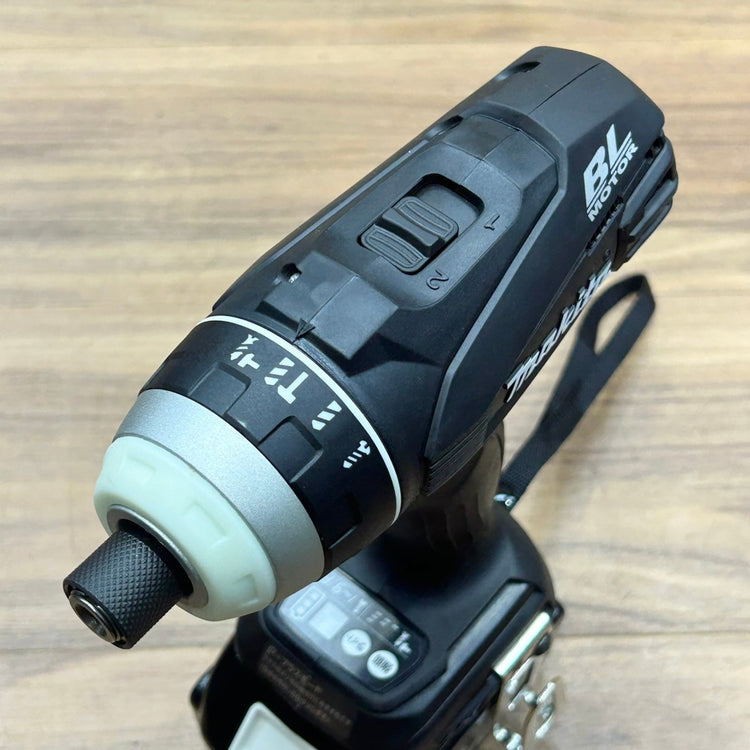 極美品 マキタ (makita) コードレス4モードインパクトドライバー 18V TP141DRGXB ブラック 【船橋馬込店】