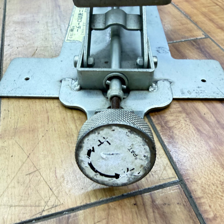 昇降動作確認済み ミニ補助ローラーDX A-05963 【リライズ蓮田店】