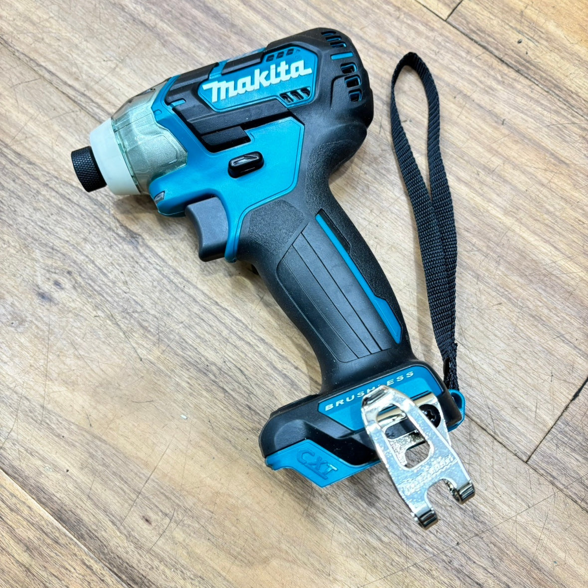 ◆マキタ(makita) コードレスインパクトドライバー TD111DSMX 【船橋馬込店】