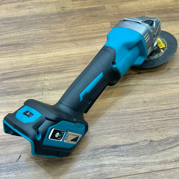 ◆マキタ(makita) 125mmコードレスディスクグラインダ GA020GZ 【船橋馬込店】