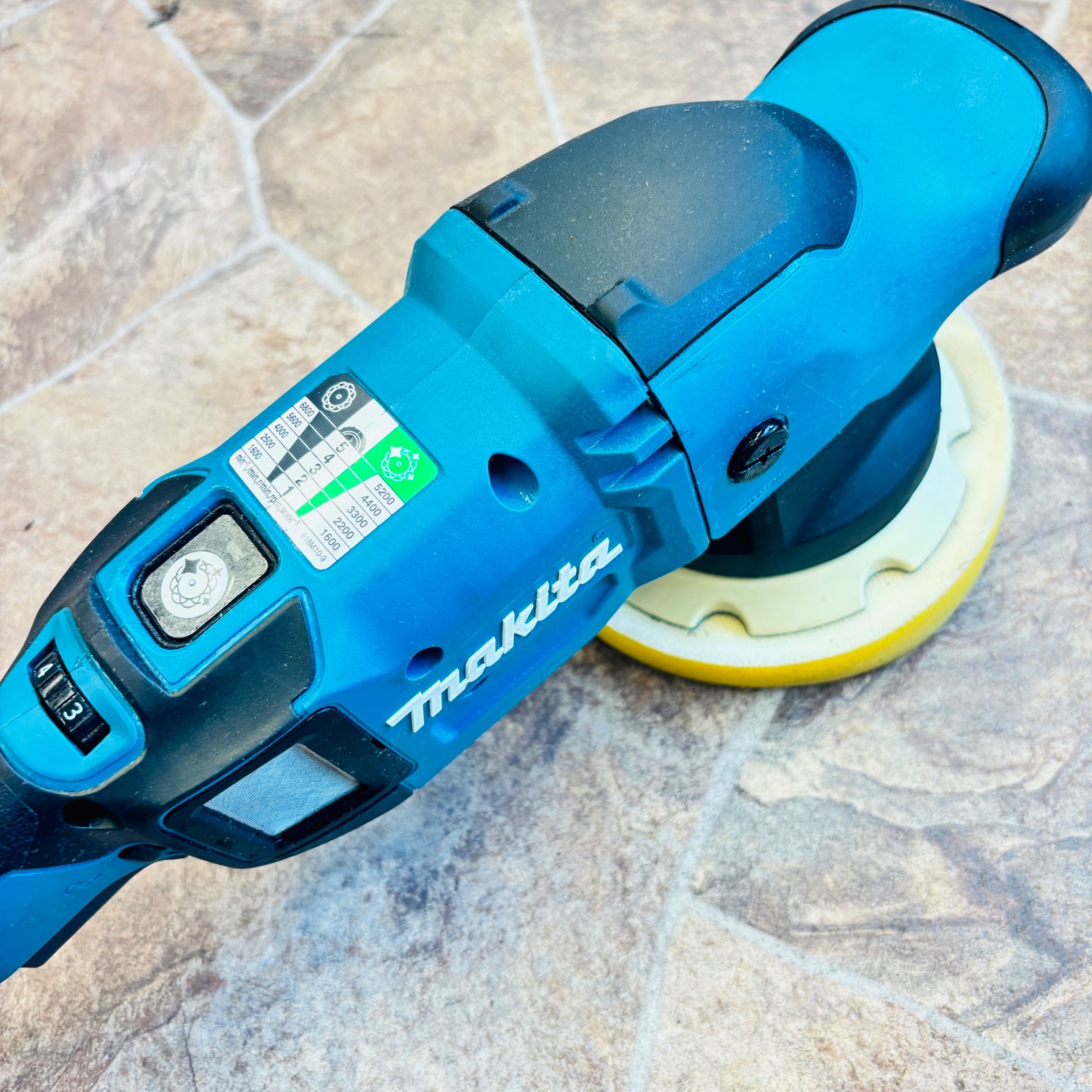 ◆マキタ(makita) 125mmコードレスランダムオービットポリッシャ PO500DZ 【越谷店】