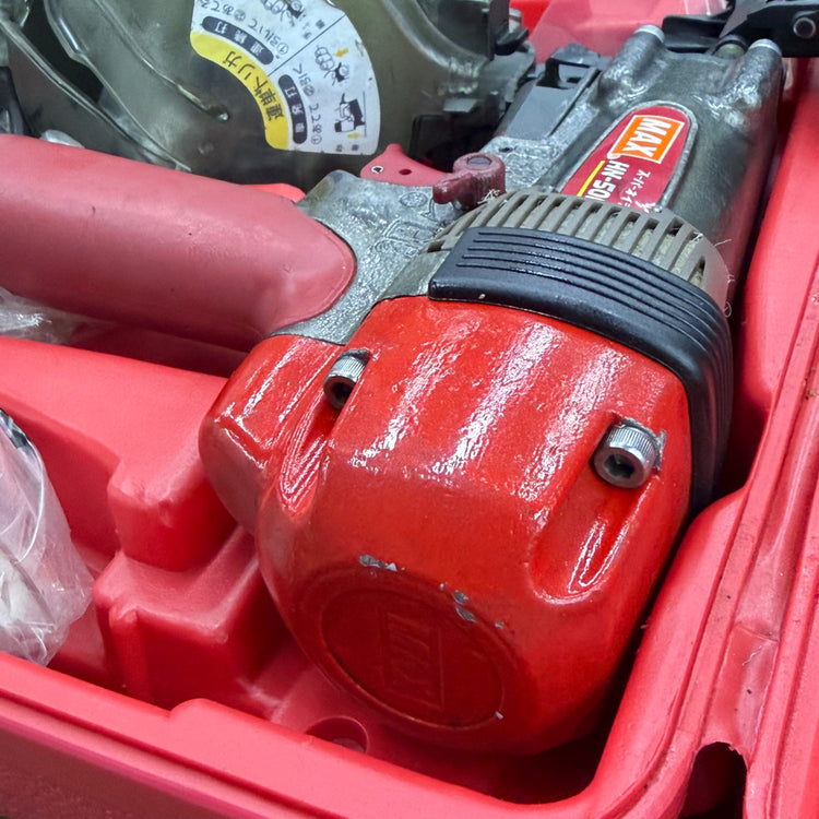 打ち込み動作良好 50mm 高圧エア釘打ち機 HN-50N 【リライズ蓮田店】