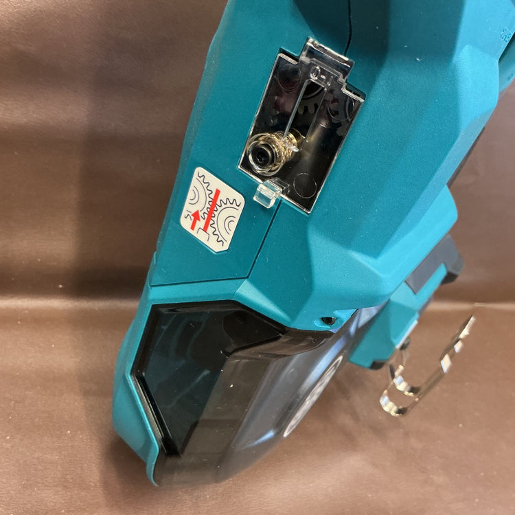 【未使用】 マキタ makita 40Vmax コードレス鉄筋結束機 リバータイア TR001GZK 本体+ケース 【越谷店】