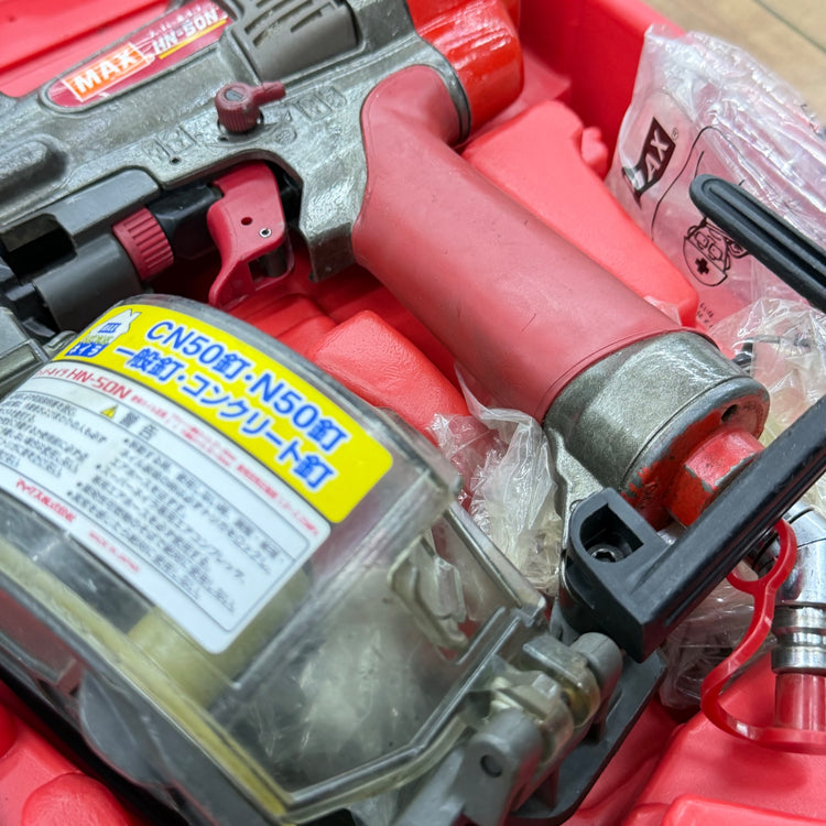 打ち込み動作良好 50mm 高圧エア釘打ち機 HN-50N 【リライズ蓮田店】