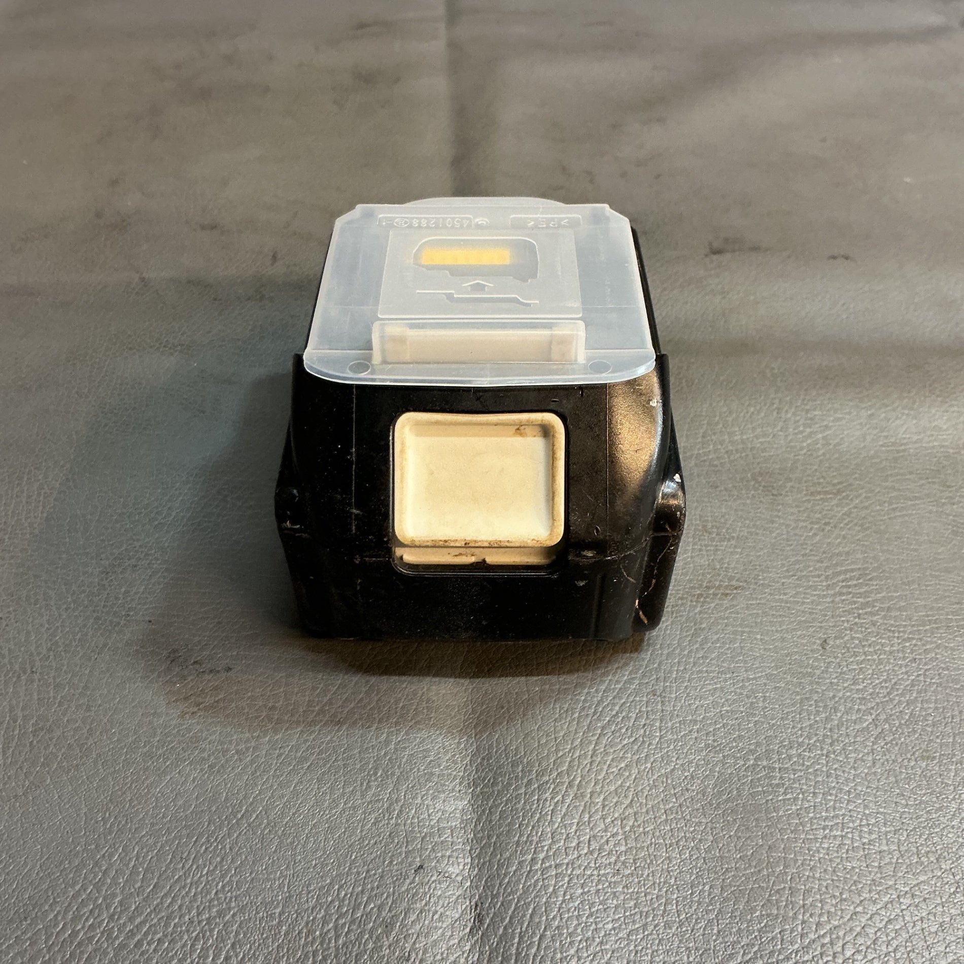 【中古】マキタ(makita) リチウムイオンバッテリー 18V/6.0Ah BL1860B  【越谷店】