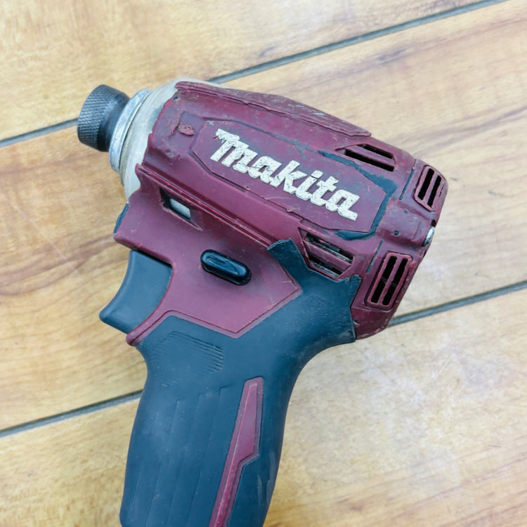 18V 充電式インパクトドライバー TD172DZAR バッテリ付き 手元スイッチ・ライト× 【中古】 【蓮田店】