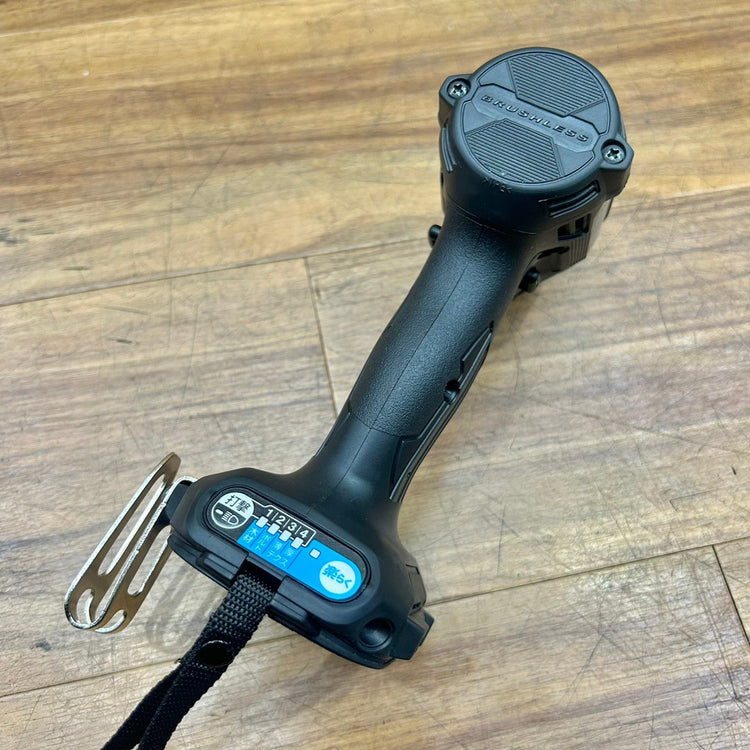 極美品 マキタ (makita) コードレスインパクトドライバー TD173DZB バッテリー付き BL1860B  【船橋馬込店】