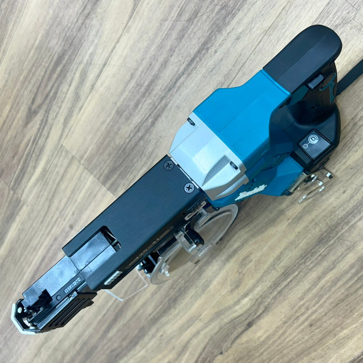 美品 マキタ (makita) 18V コードレスオートパックスクリュードライバー FR451DZ 本体のみ バッテリーアダプター BAP18 付き 【船橋馬込店】