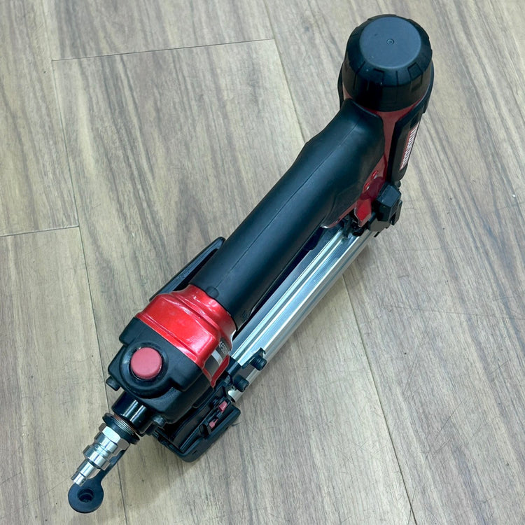美品 マキタ (makita) 高圧 ピンネイラ AF502HP 【船橋馬込店】