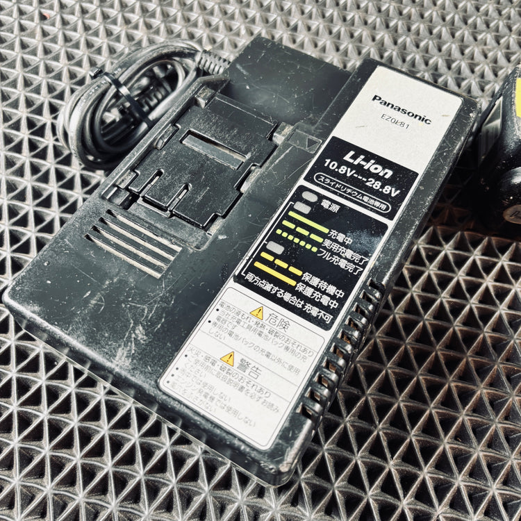 中古品 パナソニック Panasonic 充電式インパクトドライバ EZ75A1 動作確認済 バッテリ2個付 【越谷店】