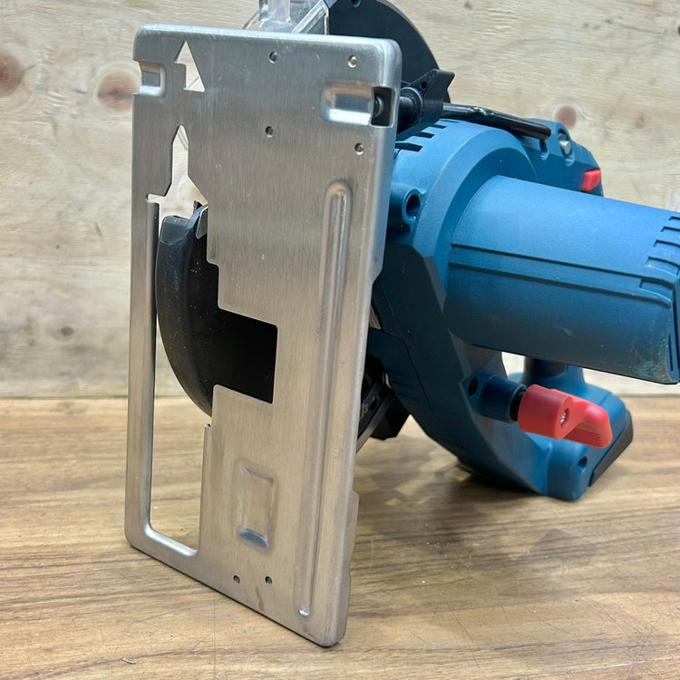 BOSCH (ボッシュ) 18V コードレスチップソーカッター GKM18V-50H 充電器 バッテリー付き 【船橋馬込店】