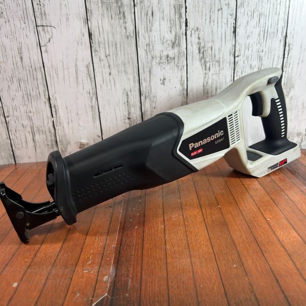 充電式レシプロソー EZ45A1 【野田愛宕店】