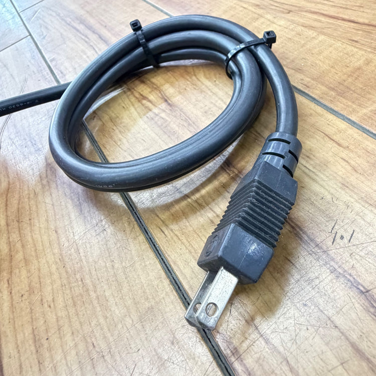 美品 昇圧器 1.5KVA 【蓮田店】