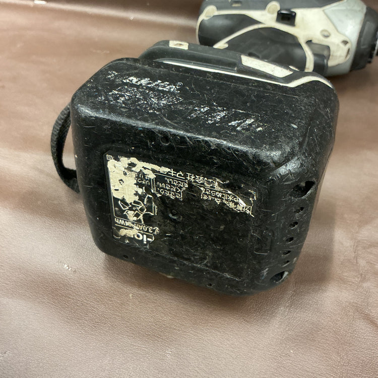 【中古・現状品】 マキタ 14.4V インパクトドライバ TD134DZ 本体+バッテリ ※ワケあり品 【越谷店】