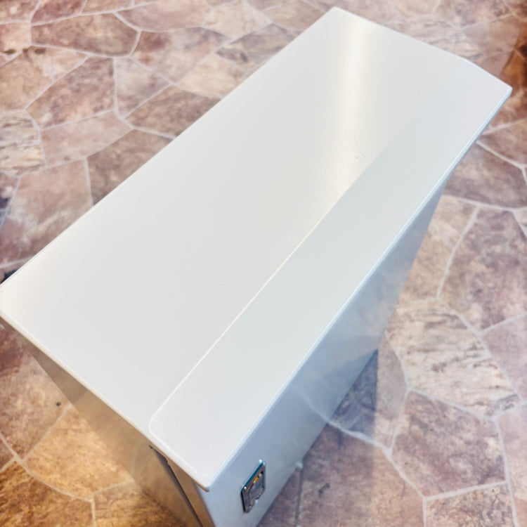 日東工業　電子機器収納用キャビネット　DKTV-C11 【越谷店】