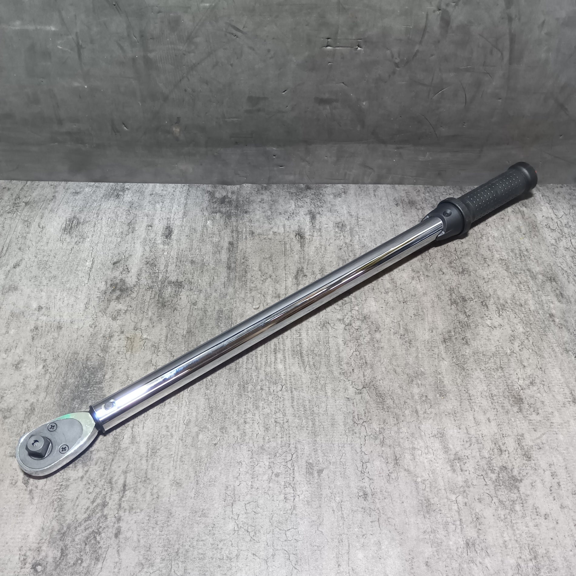 12.7sq.プレセット型トルクレンチ GW300-04（トルク測定範囲：60～300N・m） 【市川行徳店】