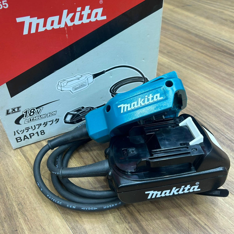 美品 マキタ (makita) 18V コードレスオートパックスクリュードライバー FR451DZ バッテリーアダプター BAP18 付き【船橋馬込店】
