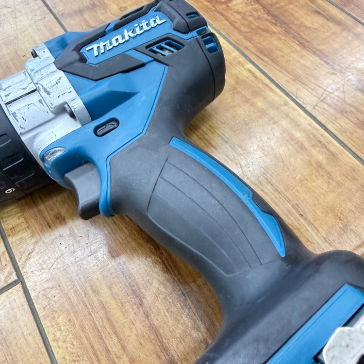 回転動作良好 18V 充電式ドライバドリル DF481DZ 【リライズ蓮田店】