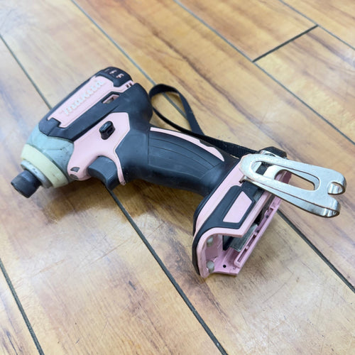 動作良好 18V 充電式インパクトドライバー TD147DZP 本体のみ【リライズ蓮田店】
