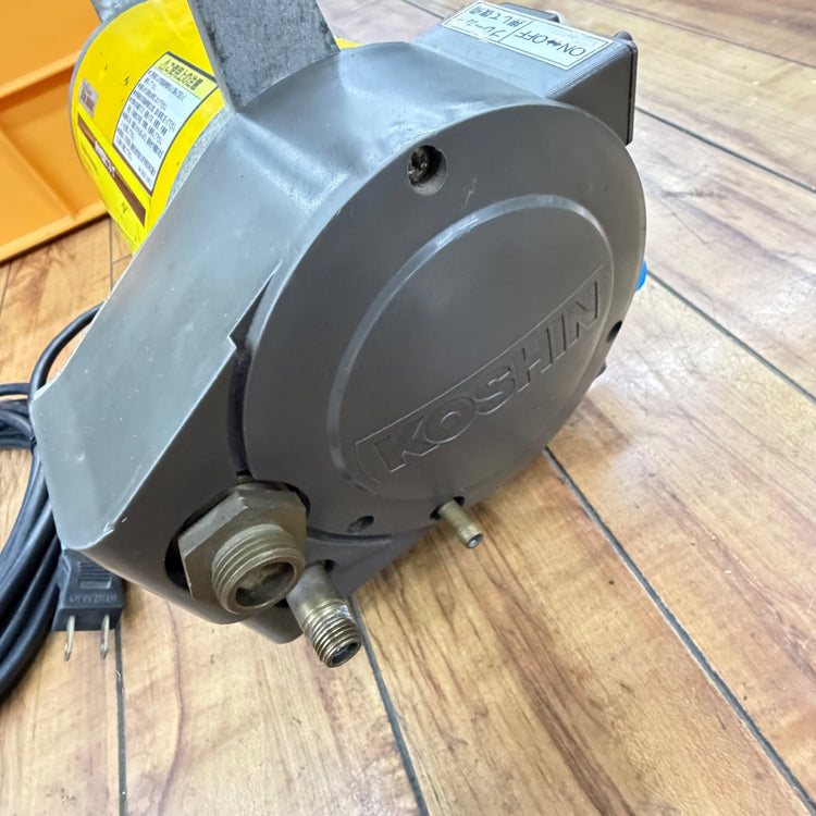 噴霧動作良好 工進(KOSHIN) 電動噴霧器 ガーデンスプレイヤー MS-251C 【リライズ蓮田店】
