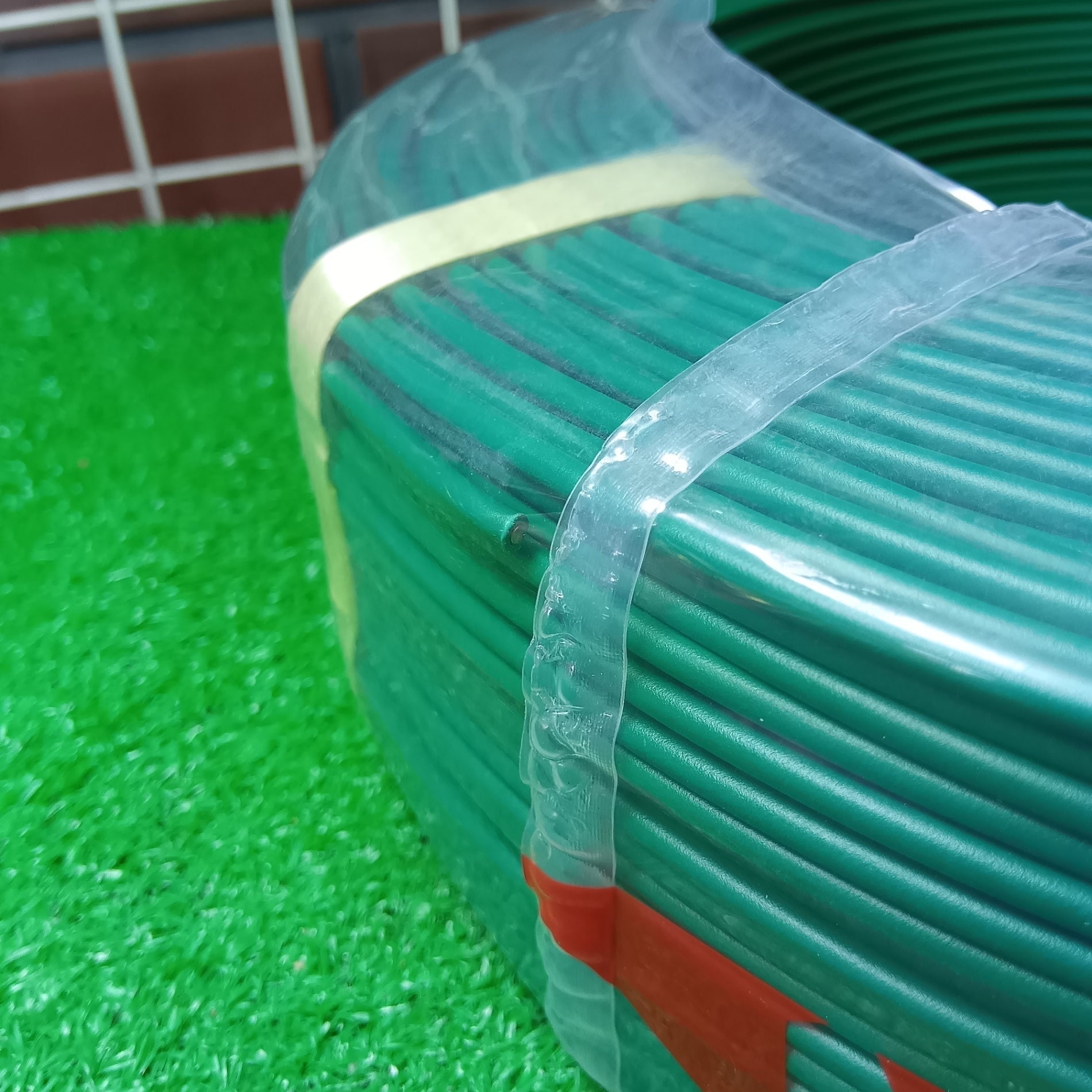 1.6mmIVケーブル IV1.6 緑 IVケーブル1.6㎜ 300m シュリンク 【市川行徳店】
