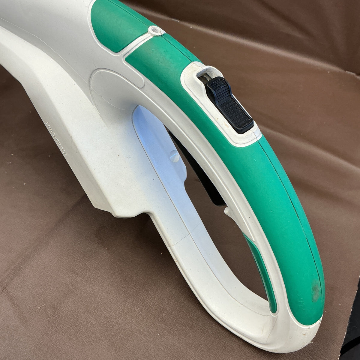 【中古品】 マキタ(makita) 充電式草刈機 MUR140DZ 【越谷店】