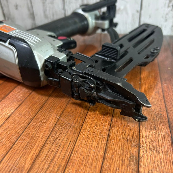 フロア用釘打機 4MAステープル TA-450F1/4MAフロア 【野田愛宕店】