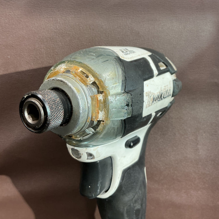 【中古・動作良好】 マキタ makita 18V コードレスインパクトドライバ TD148DRTXW 【越谷店】