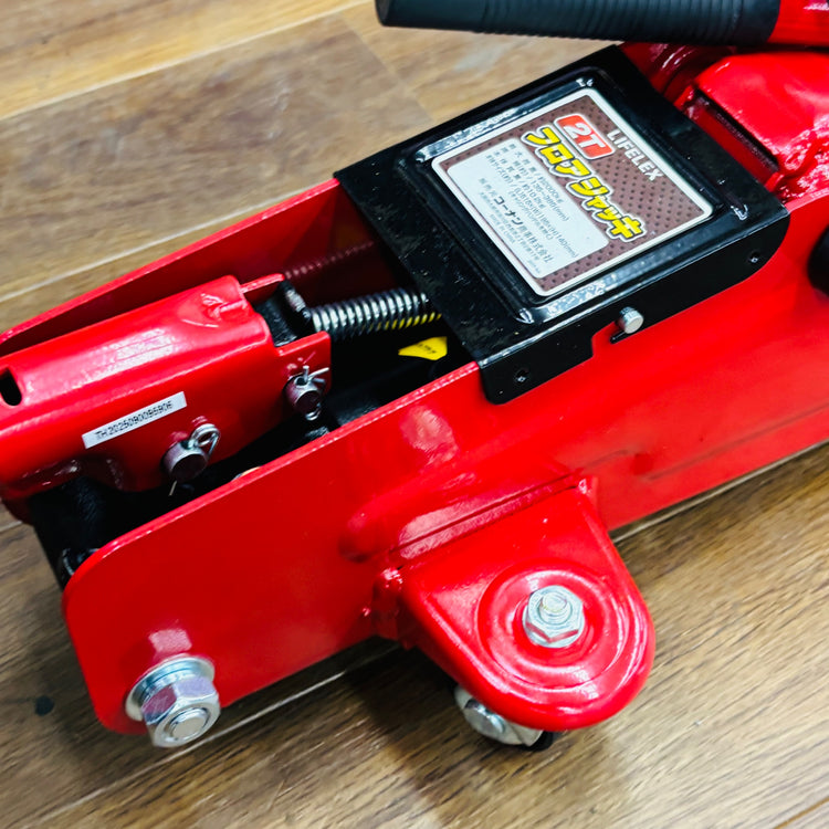 ほぼ使用感なし  2t フロアジャッキ K007-0540 【リライズ蓮田店】