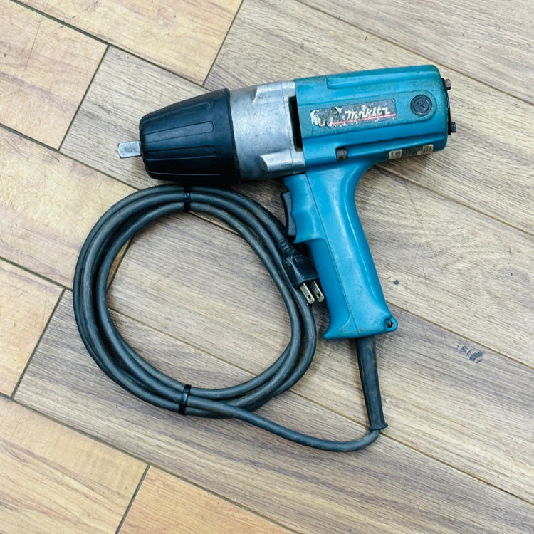 動作確認済み  5型 1/2sq(12.7mm) インパクトレンチ 6905B 【リライズ蓮田店】