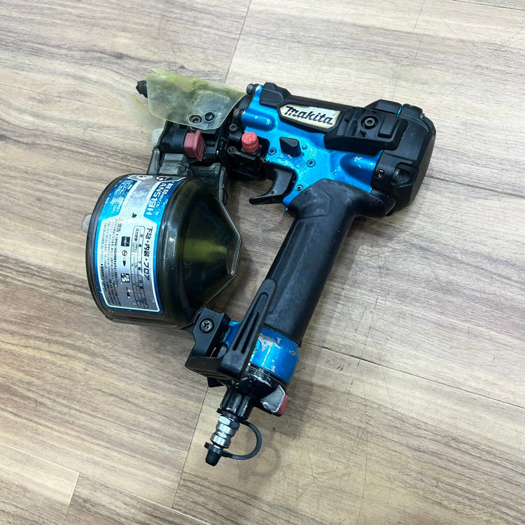 マキタ (makita) 高圧 50mm エアー釘打ち機 AN513HM 【中古】【船橋馬込店】