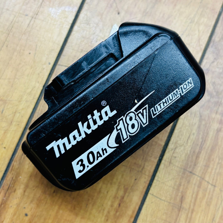 【コンパクト便】純正品  リチウムイオンバッテリー 18V/3.0Ah BL1830B 【リライズ蓮田店】