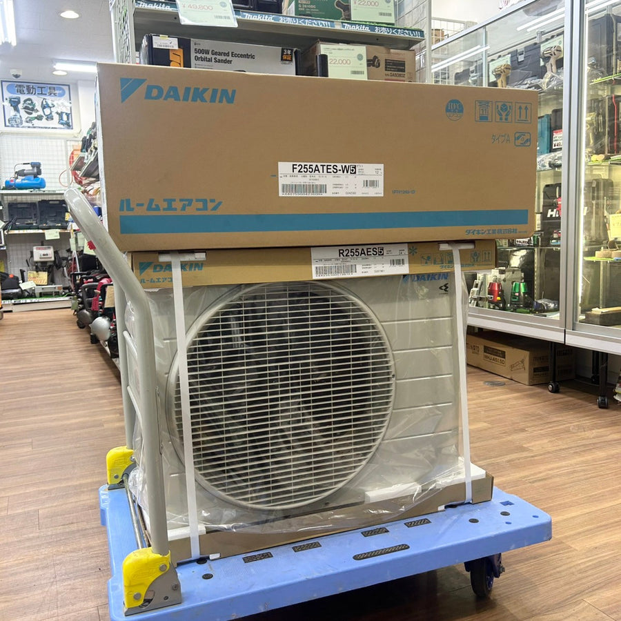 【店頭引取り限定】 DAIKIN ダイキン ルームエアコン S255ATES-W ホワイト F255ATES-W5/R255AES 8畳用 2025年製  【船橋馬込店】