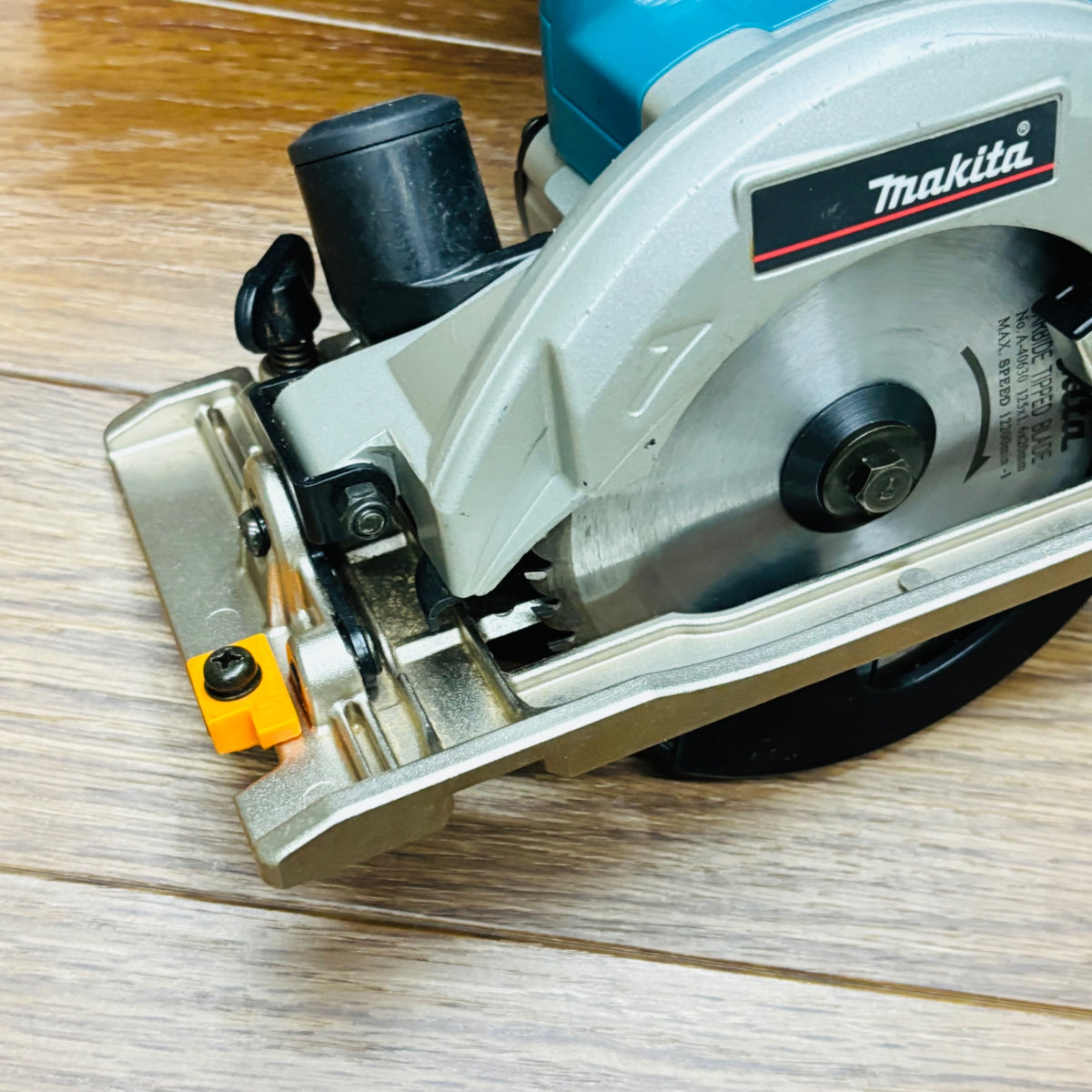 美品 125mm内装直角マルノコ 5210L 【リライズ蓮田店】