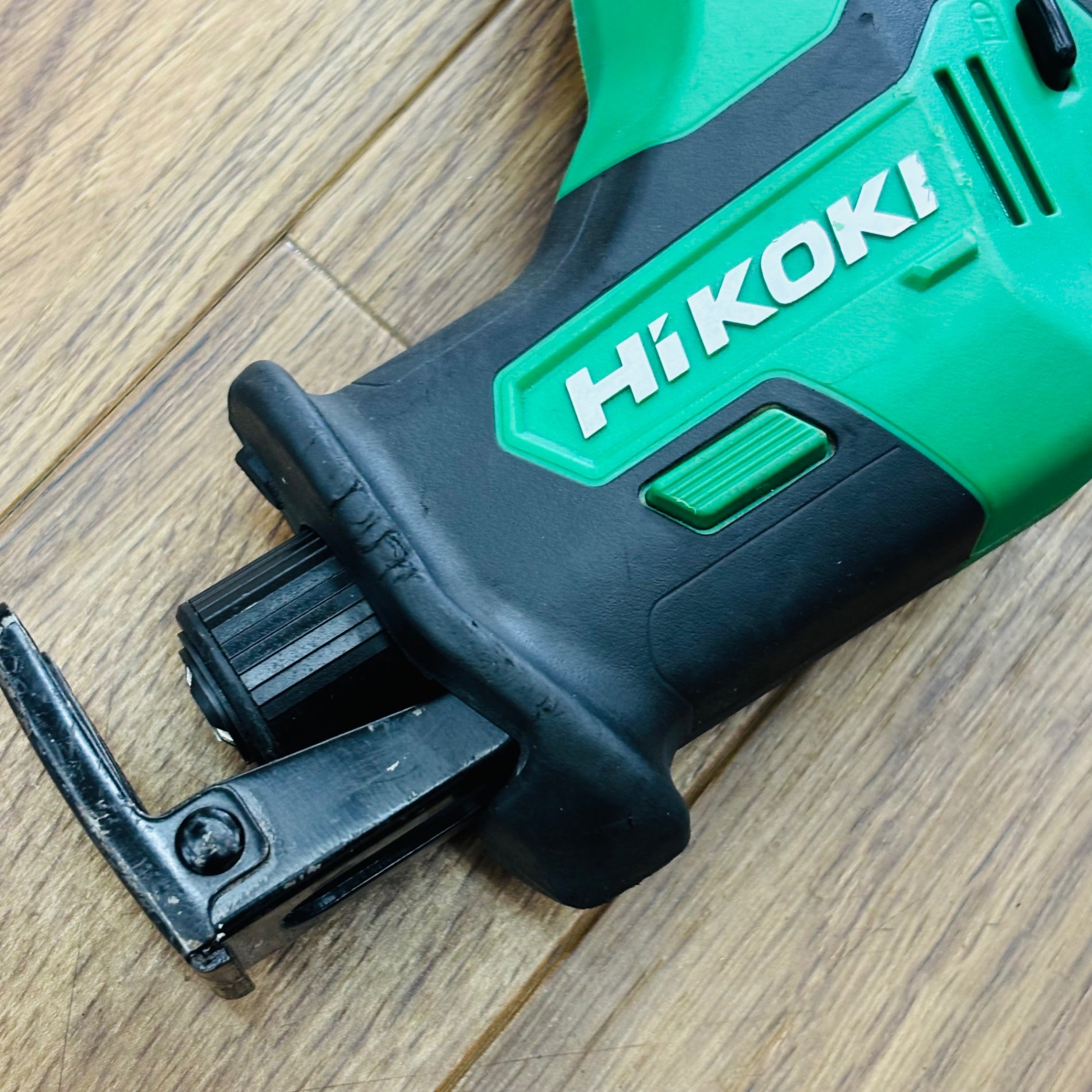 動作良好 18V コードレスセーバーソー  CR18DA(NN) 【リライズ蓮田店】
