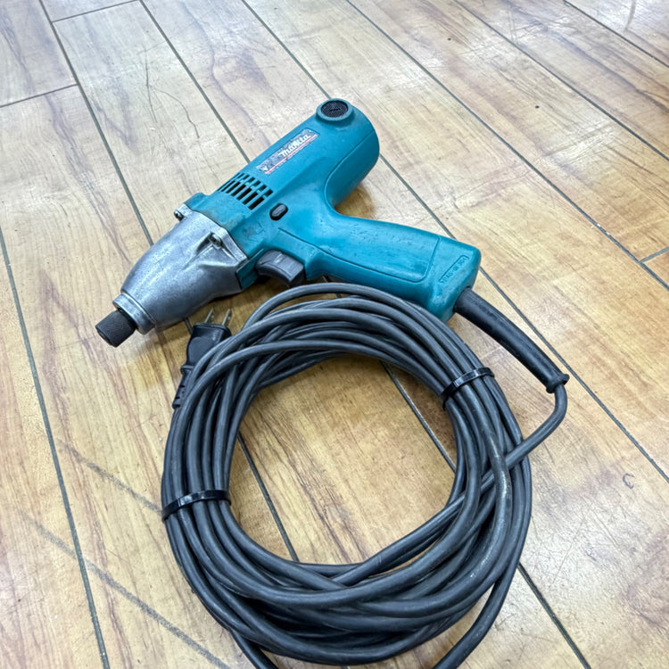 動作確認済み 100V インパクトドライバ 6951 【リライズ蓮田店】