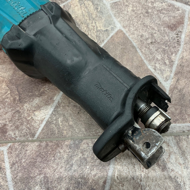 【中古・訳アリ・低価格出品】 マキタ makita レシプロソー JR3051T 本体のみ 動作品 一部部品欠損あり 【越谷店】