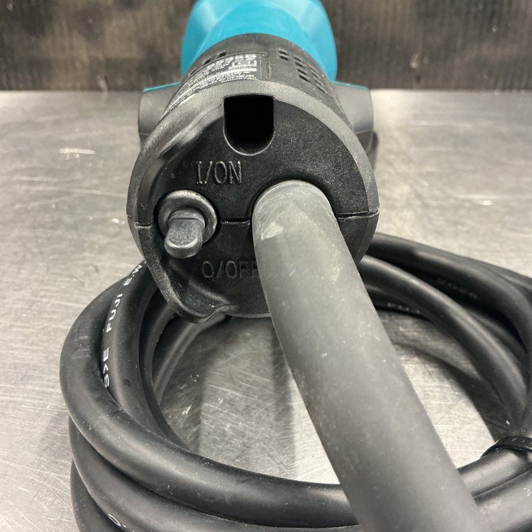 【中古美品】マキタ/makita ディスクグラインダー 9535B  【越谷店】