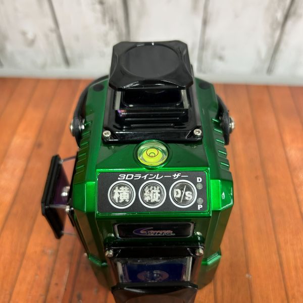 3Dグリーンレーザー墨出し器 LTK-N3C 【野田愛宕店】