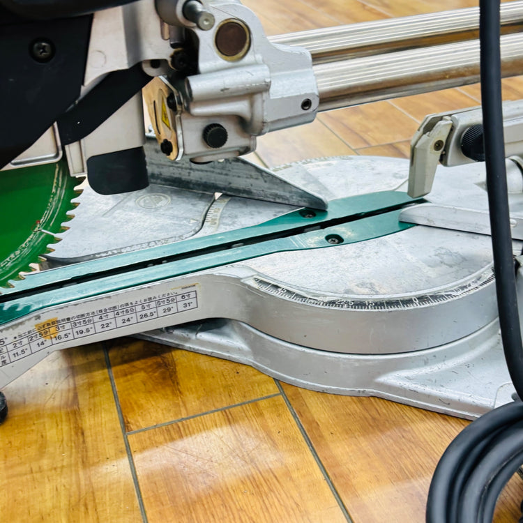 動作確認済み 190mm 卓上スライドマルノコ C7FSH2 レーザー・ライト×【中古】 【蓮田店】